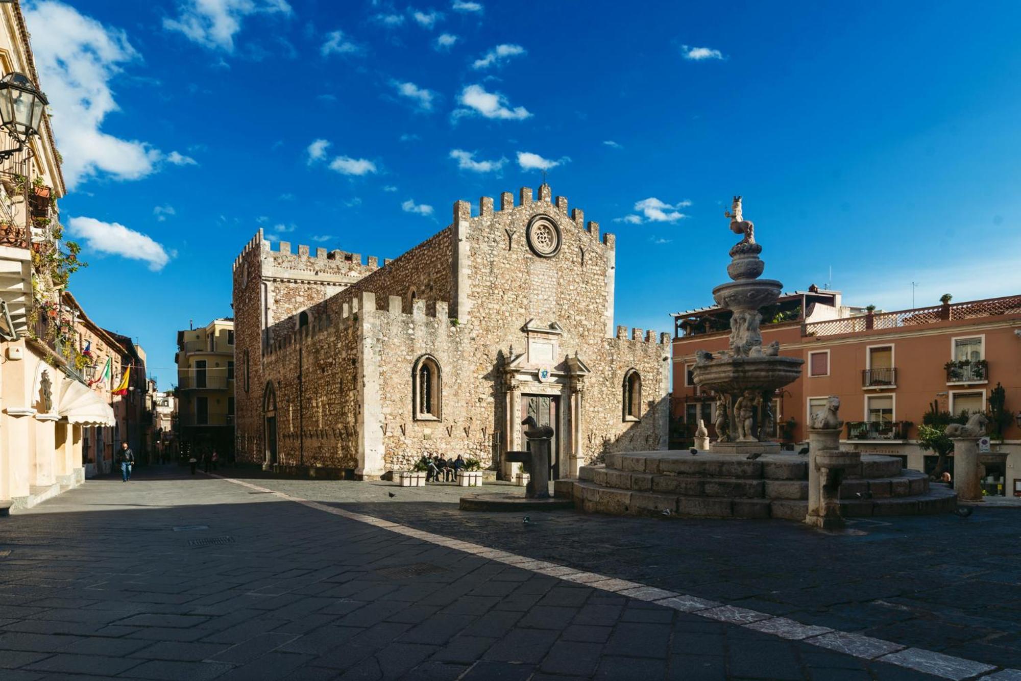 Duomo Square Apartment Taormina Exterior photo